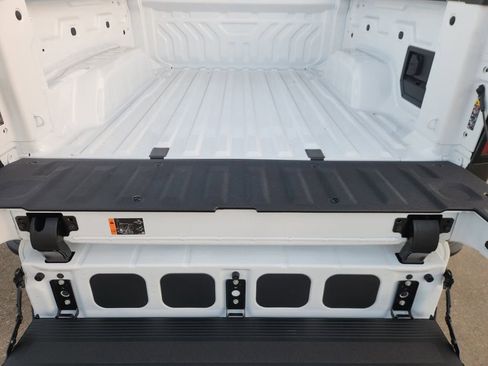 New 2026 GMC Sierra EV Elevation w/ LPO, Elevation Dark Package AWD/4WD image 21
