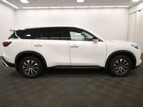 Used 2023 INFINITI QX60 Pure FWD image 9