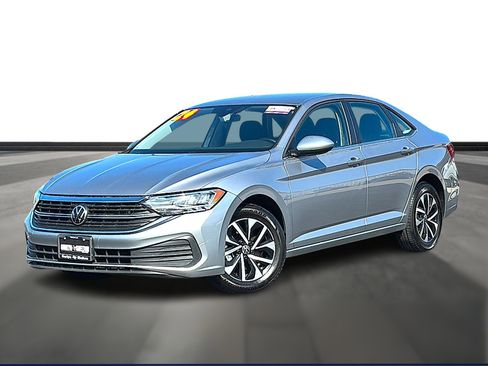 Used 2024 Volkswagen Jetta S image 1