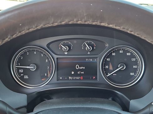 Used 2020 Buick Enclave Essence FWD image 29