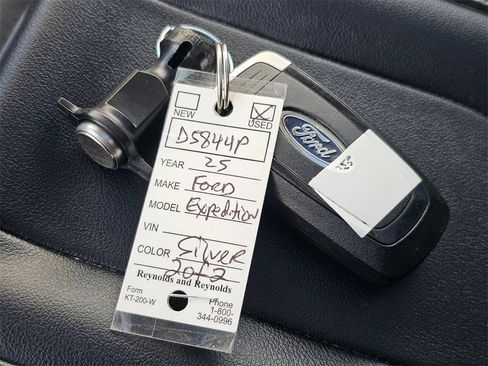 Certified 2025 Ford Expedition Max Platinum image 31