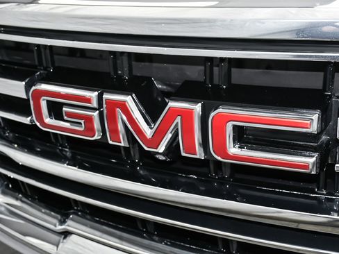 Used 2023 GMC Yukon XL SLT w/ SLT Premium Package AWD/4WD image 89