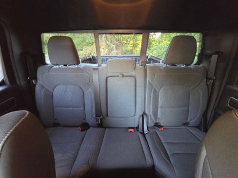 Used 2019 RAM 1500 Big Horn RWD image 26