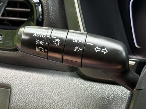 Used 2023 Honda Pilot Touring image 22