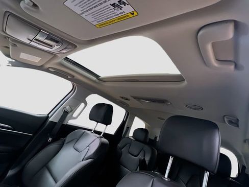 New 2025 Kia Telluride S image 23