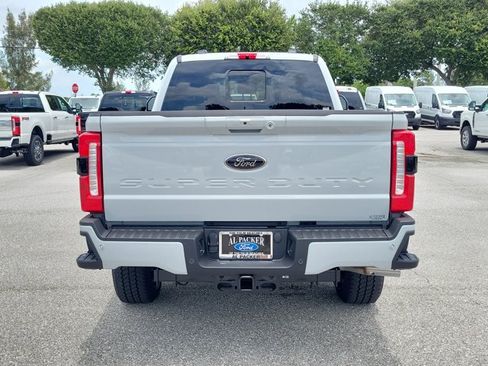 New 2026 Ford F350 Lariat w/ Black Appearance Package AWD/4WD image 8
