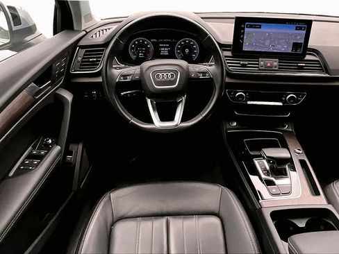 Used 2023 Audi Q5 2.0T Premium Plus w/ Premium Plus Package AWD/4WD image 6