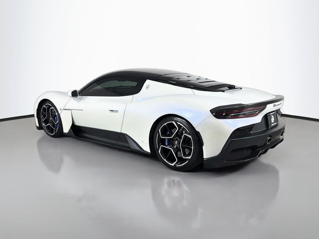 Used 2022 Maserati MC20 Coupe RWD image 7
