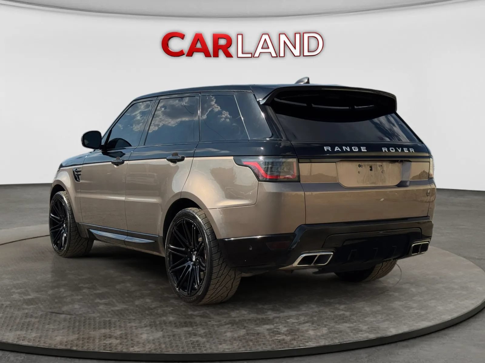 Used 2018 Land Rover Range Rover Sport HSE AWD/4WD image 4