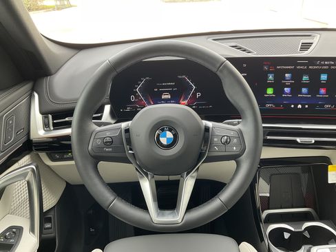 New 2026 BMW X1 xDrive28i AWD/4WD image 13