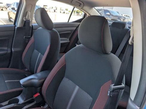 Used 2025 Nissan Versa SR FWD image 10