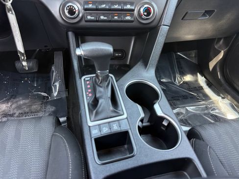 Used 2020 Kia Sportage LX AWD/4WD image 13