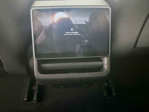 Used 2025 Tesla Model 3 Long Range RWD image 26