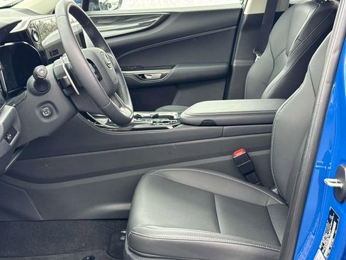 Used 2025 Lexus NX 350 AWD w/ Premium Package image 13