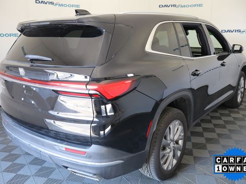 Used 2025 Buick Enclave Preferred image 6