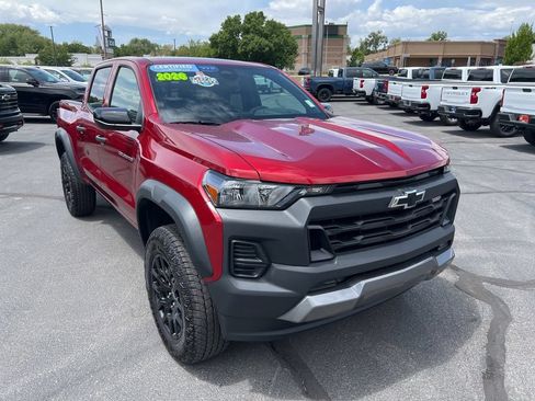 Used 2026 Chevrolet Colorado Trail Boss AWD/4WD image 4