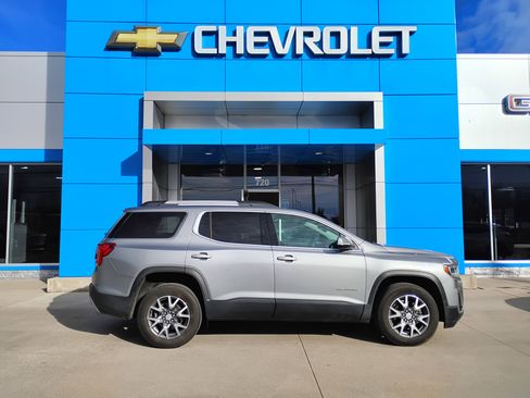 Used 2023 GMC Acadia SLT image 11