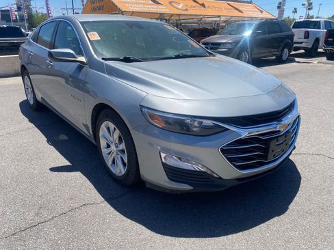 Used 2024 Chevrolet Malibu LT FWD image 3