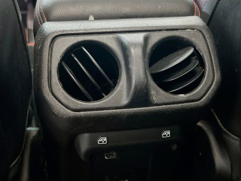 Used 2020 Jeep Gladiator Rubicon image 15