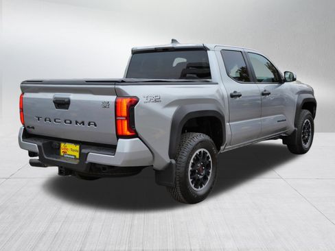 Certified 2025 Toyota Tacoma TRD Off-Road image 8