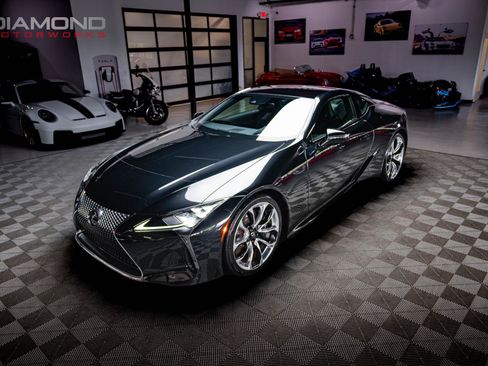 Used 2018 Lexus LC 500 Coupe w/ Sport Package RWD image 56
