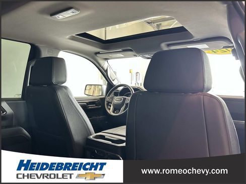 Used 2024 GMC Sierra 1500 SLT w/ SLT Convenience Package AWD/4WD image 34