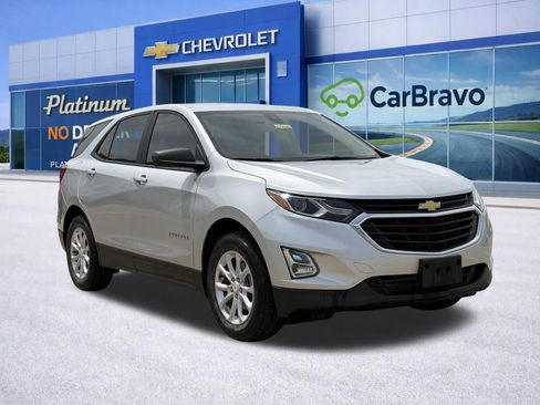 Used 2020 Chevrolet Equinox LS w/ LPO, Floor Liner Package image 1