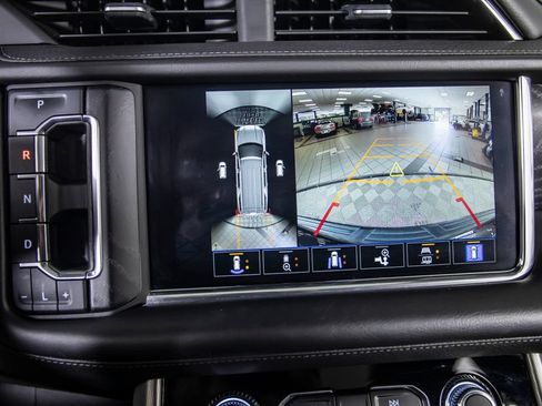 Used 2023 GMC Yukon Denali AWD/4WD image 27