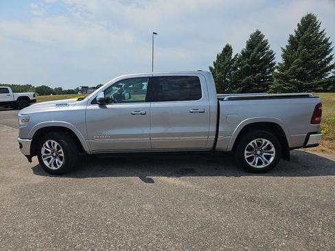 Used 2023 RAM 1500 Limited AWD/4WD image 2
