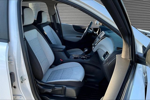Used 2024 Chevrolet Equinox LS w/ LS Convenience Package FWD image 28