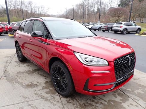 New 2026 Lincoln Corsair Grand Touring AWD/4WD image 8