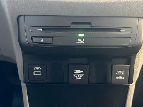 Used 2024 Honda Odyssey Elite image 23