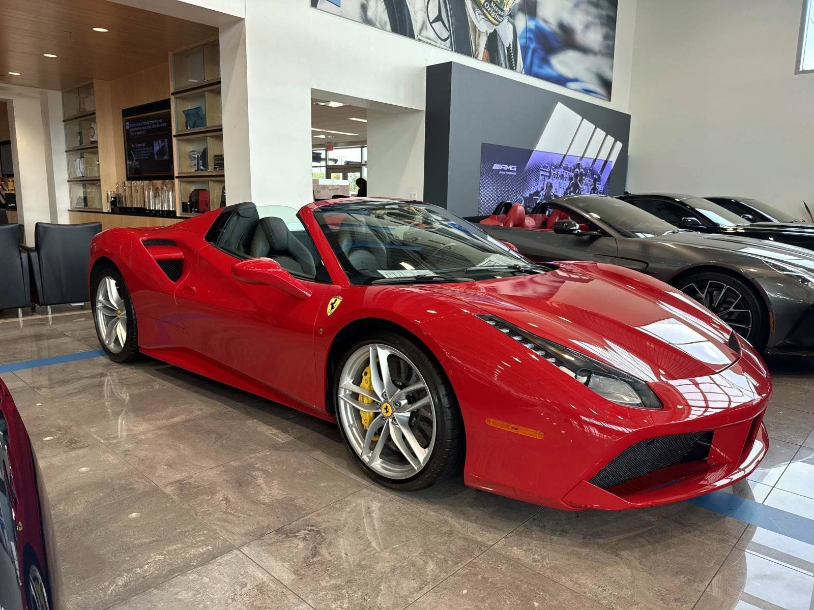 Used 2018 Ferrari 488 Spider RWD image 28