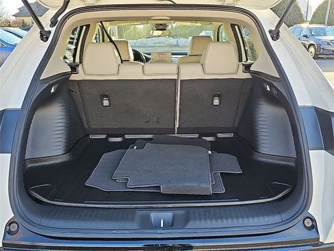 Used 2024 Honda HR-V EX-L image 29