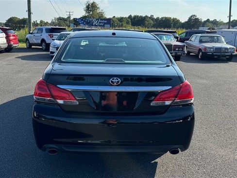 Used 2011 Toyota Avalon Limited FWD image 7