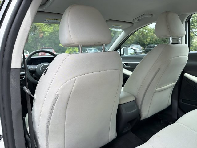 Used 2025 Hyundai Sonata SEL FWD image 35