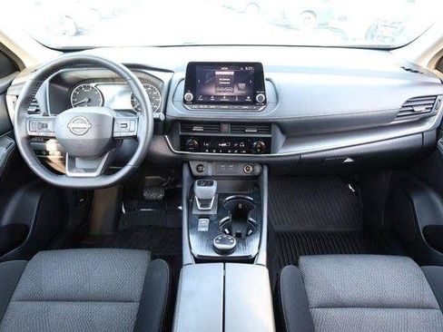Used 2025 Nissan Rogue SV AWD/4WD image 22