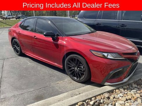 Used 2024 Toyota Camry XSE w/ Navigation Package FWD image 5