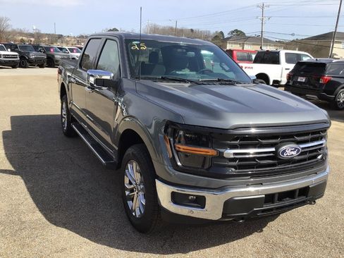 New 2025 Ford F150 XLT w/ Equipment Group 302A MID image 10