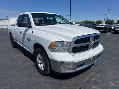 Used 2021 RAM 1500 Classic SLT AWD/4WD image 2