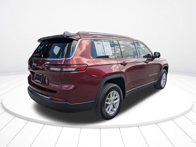 Used 2022 Jeep Grand Cherokee L Laredo w/ Luxury Tech Group I RWD image 4