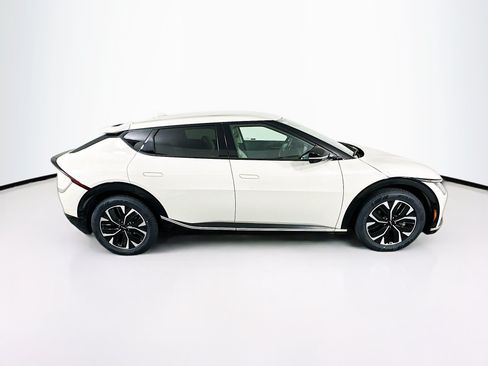 Used 2023 Kia EV6 Wind RWD image 10