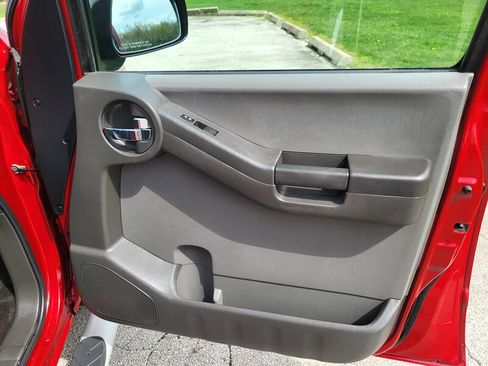 Used 2010 Nissan Xterra S image 28