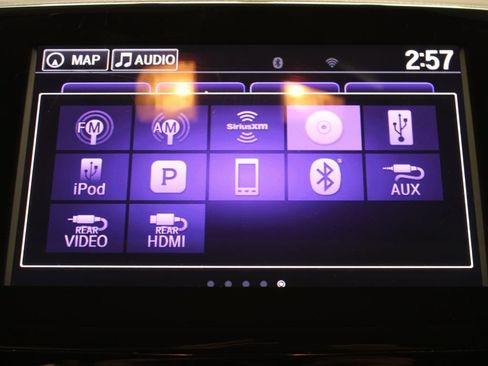 Used 2018 Honda Pilot Touring image 22