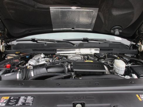 Used 2018 GMC Sierra 3500 Denali w/ Duramax Plus Package image 7