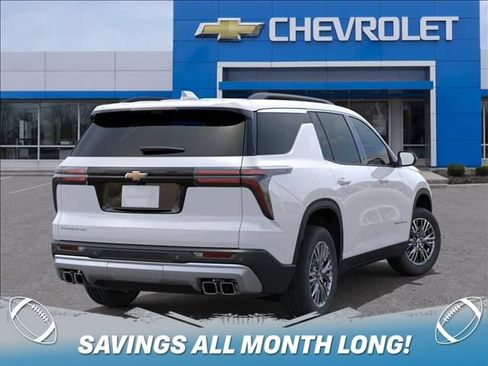 New 2026 Chevrolet Traverse LT w/ Driver Confidence Package FWD image 4