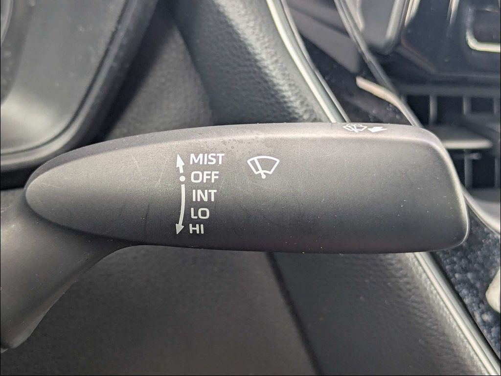 Used 2023 Toyota Corolla LE FWD image 27