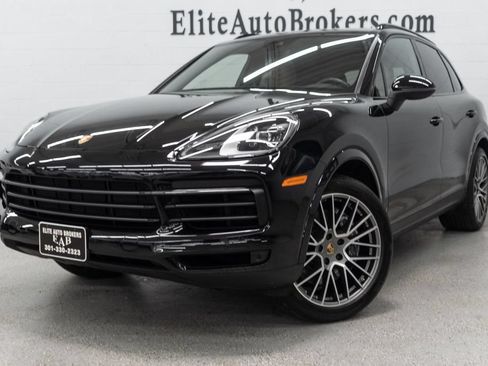 Used 2023 Porsche Cayenne Platinum Edition AWD/4WD image 55
