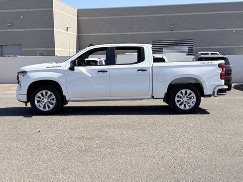 Used 2024 Chevrolet Silverado 1500 Custom AWD/4WD image 29