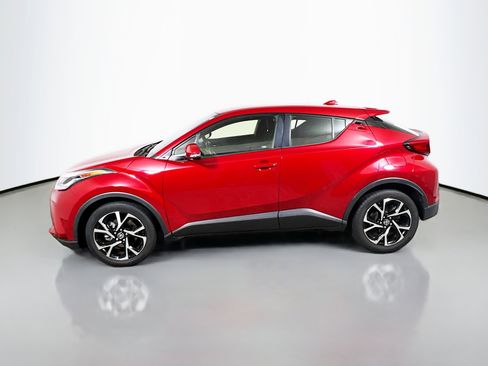 Used 2020 Toyota C-HR XLE image 9
